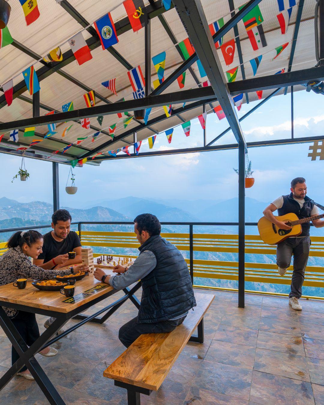 The Hosteller Kufri, Shimla