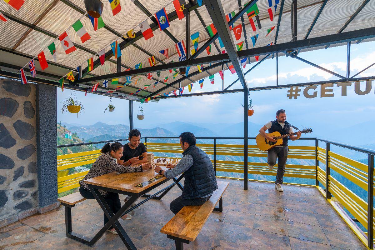 The Hosteller Kufri, Shimla